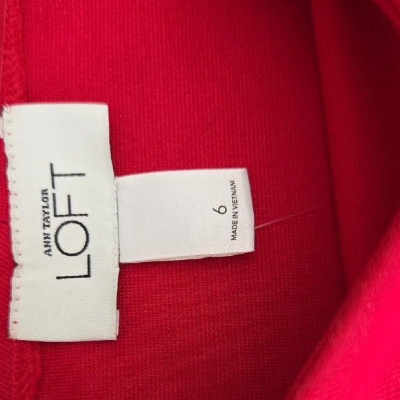 Ann Taylor LOFT Red Ruched Cowl Neck Sheath Mini Dress - NWT - Picture 2 of 5